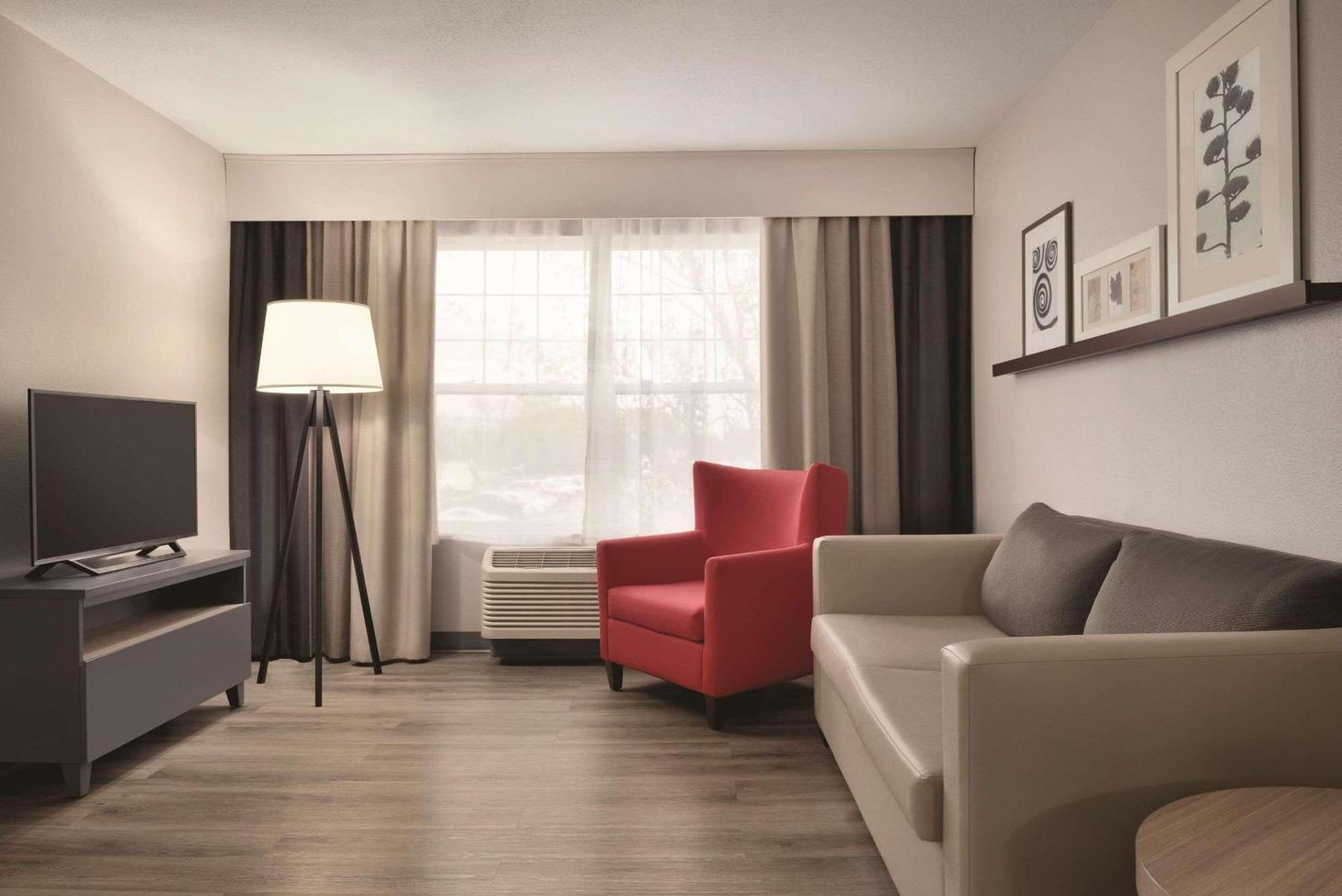 Country Inn & Suites By Radisson, Waterloo, Ia Luaran gambar